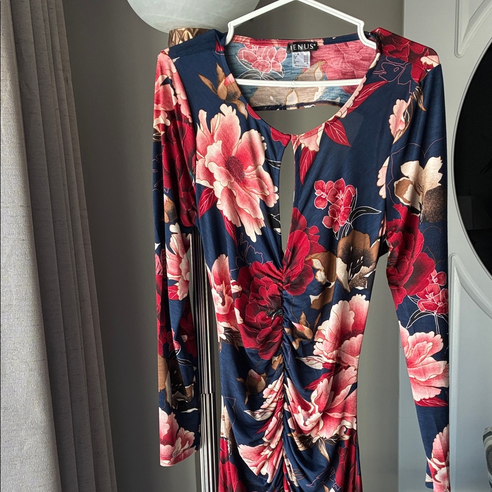 VENUS Long Sleeve Dress with Red and Blue Floral Design